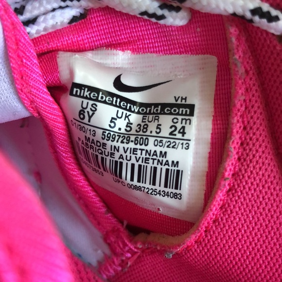 Nike Hot Pink Sneaker Runner Running Shoes - Picture 6 of 8